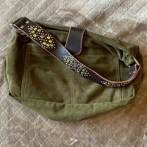 NEW never used Tylie Malibu hobo purse